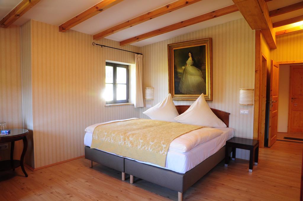 Hotel Schlossresidenz Heitzenhofen Duggendorf Værelse billede