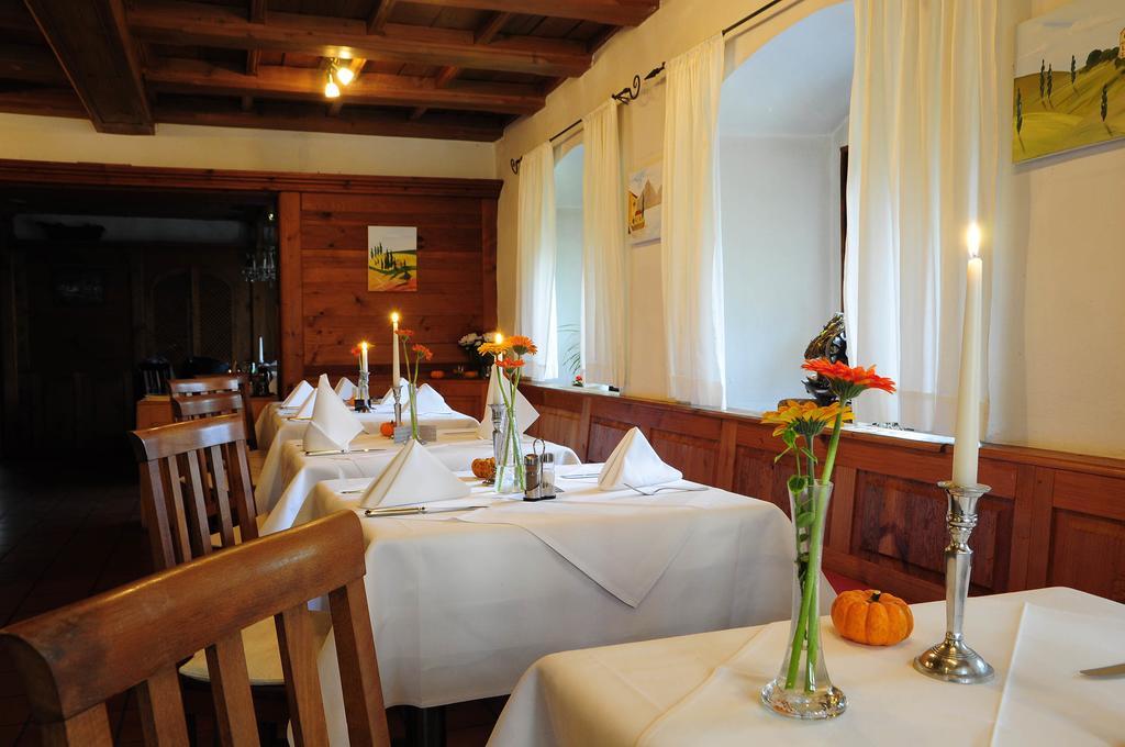 Hotel Schlossresidenz Heitzenhofen Duggendorf Eksteriør billede